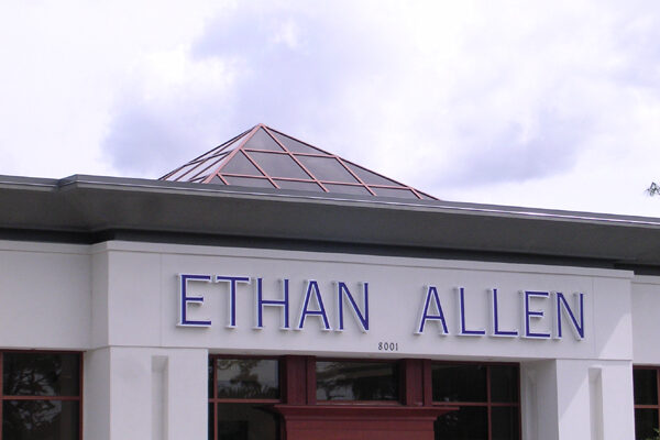 Ethan Allen Pyramid